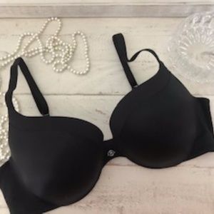 Victoria's Secret Very Sexy Push Up 36B